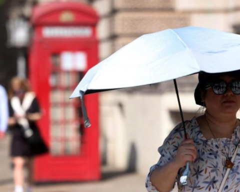بريطانيا 2025: هل يكون العام الأكثر حرارة في التاريخ؟