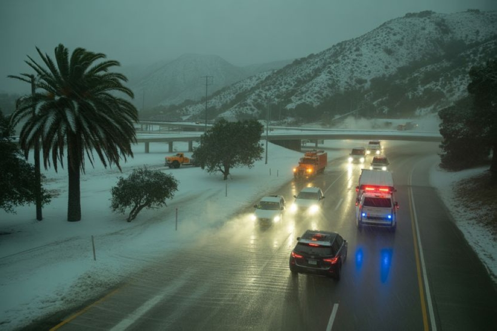 عاصفة كاليفورنيا: فيضانات وإجلاء السكان خلال عيد الميلاد