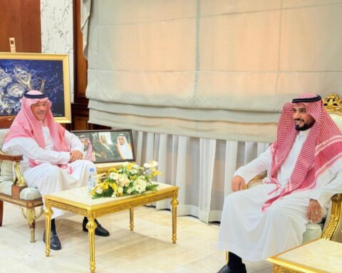 زراعة 400 ألف شجرة مانجروف في رابغ لدعم السعودية الخضراء