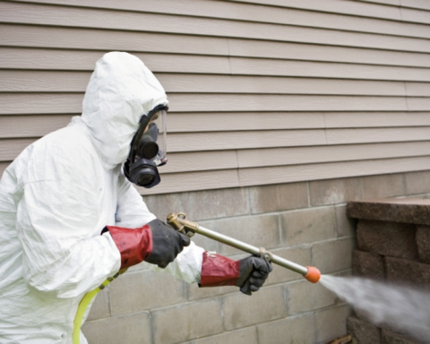 عقوبات نظام المبيدات الجديد: سجن وغرامة 10 ملايين ريال