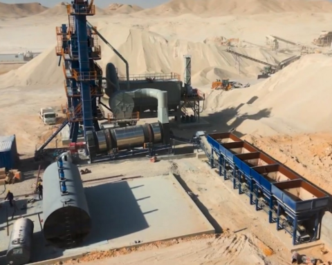 رصد فضائي لمخالفات البناء: البلديات تمنع السواتر القماشية