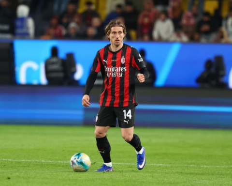 تألق لوكا مودريتش مع ميلان يكشف خطأ ريال مدريد الفادح