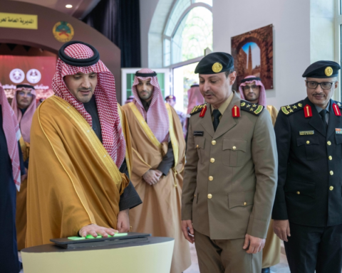 وزير الداخلية يضع حجر أساس مركز العمليات الأمنية الموحدة 911 بالجوف