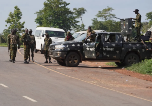 مقتل 7 أشخاص بانفجار مسجد في نيجيريا: تفاصيل الهجوم