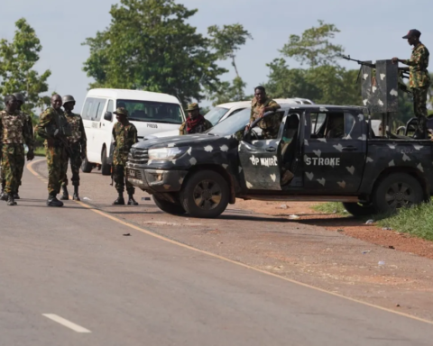 مقتل 7 أشخاص بانفجار مسجد في نيجيريا: تفاصيل الهجوم