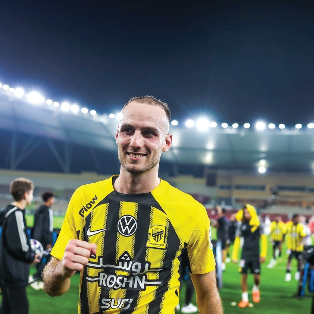 ماريو ميتاي مهدد بالغياب عن مباراة الاتحاد ونيوم.. الأسباب والأرقام