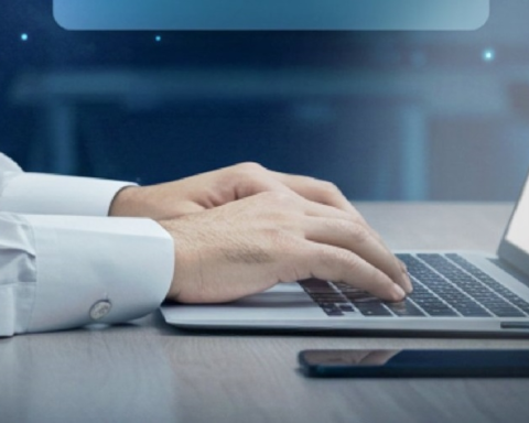 بدء التقديم على ابتعاث طيران الرياض المنتهي بالتوظيف - مسار واعد