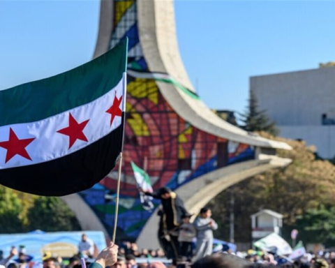 موعد طرح العملة السورية الجديدة 2026 وآلية الاستبدال