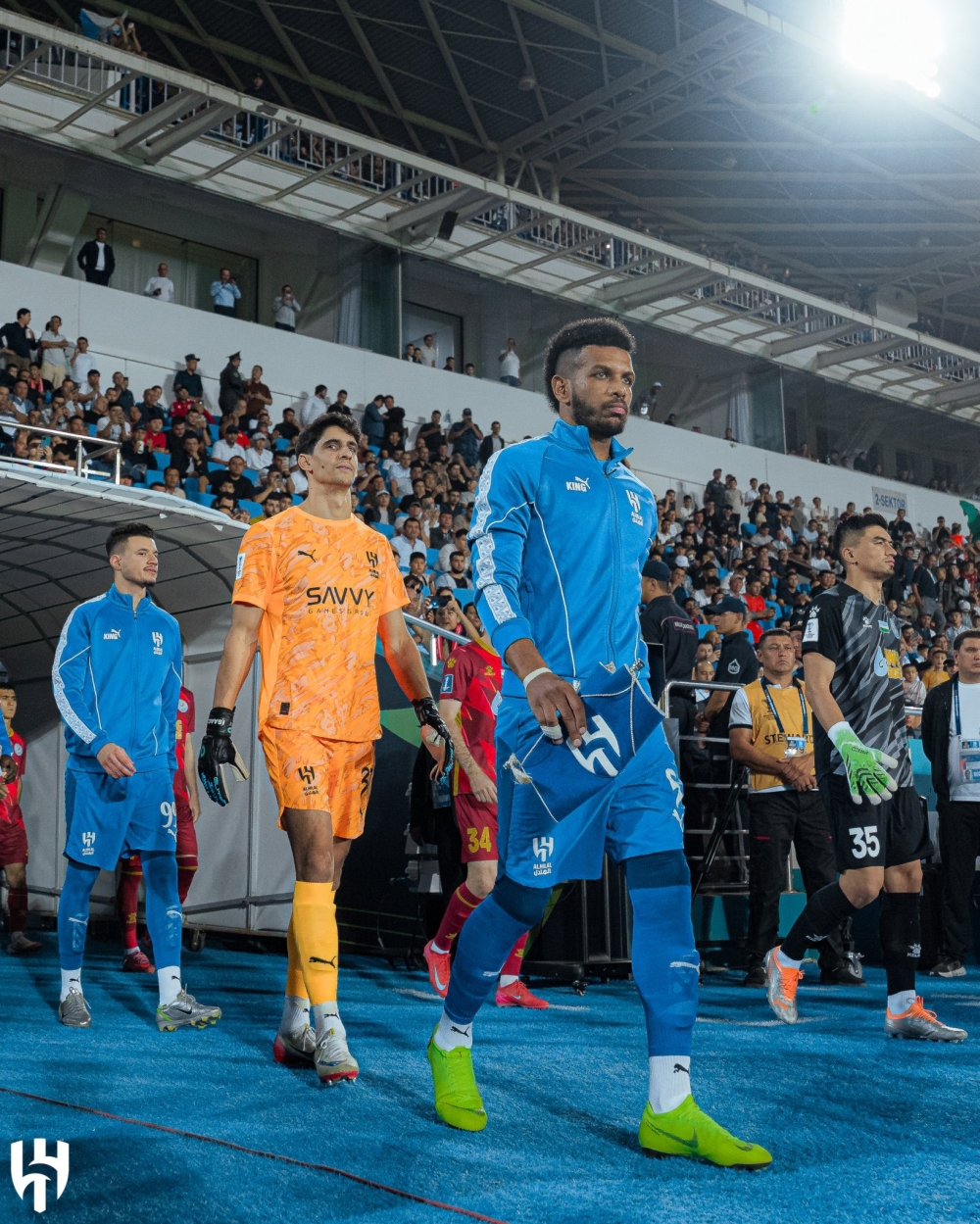 غياب علي البليهي عن مباراة الهلال والخليج: الأسباب والتفاصيل