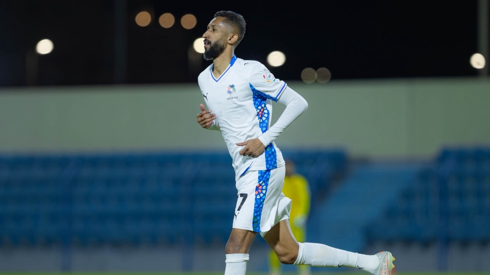 سلمان الفرج يعود للمشاركة مع نيوم بعد غياب 400 يوم للإصابة