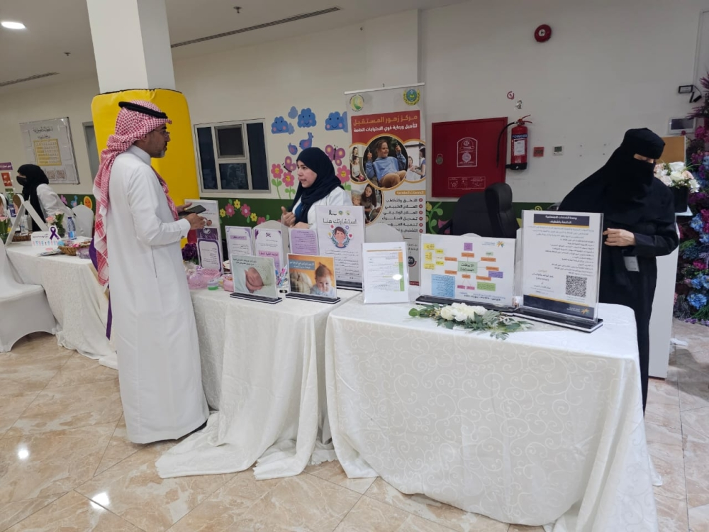 فوائد احتضان الطفل الخديج: وقاية من الإعاقة وتأخر النمو