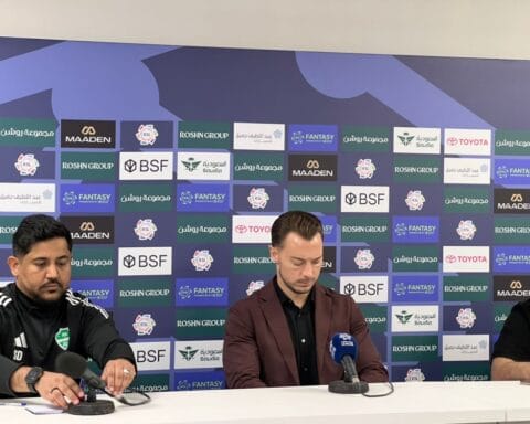 يايسله يهاجم التحكيم بعد خسارة الأهلي من الفتح في دوري روشن