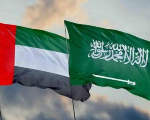الإمارات تدعم جهود السعودية لاستقرار اليمن وحضرموت
