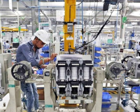 السعودية تعتمد اللائحة التنفيذية لنظام التنظيم الصناعي الموحد