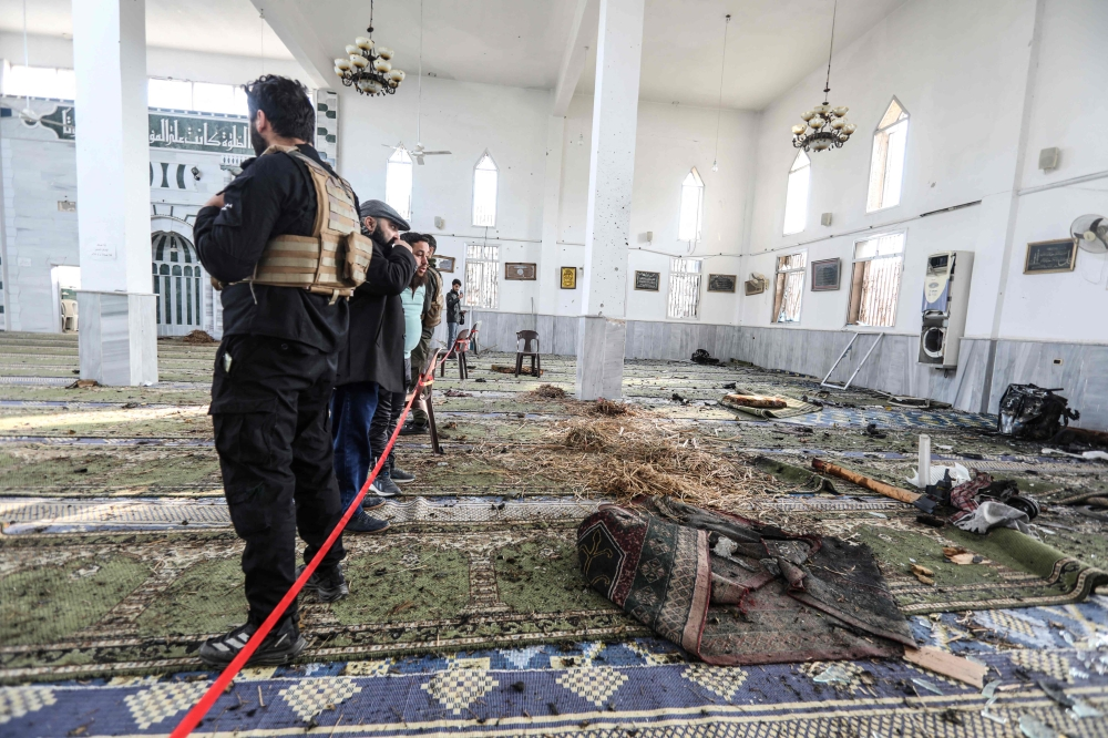 غوتيريش يدين هجوم مسجد حمص: تفاصيل الموقف الأممي