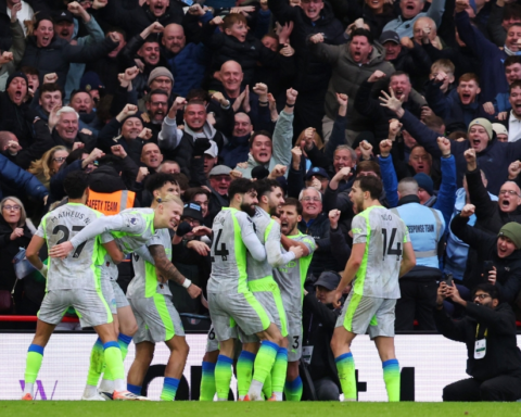 شرقي يقود مانشستر سيتي للصدارة بفوز مثير على نوتنغهام