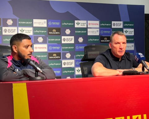 رودجرز يعلق على تعادل القادسية وضمك في دوري روشن