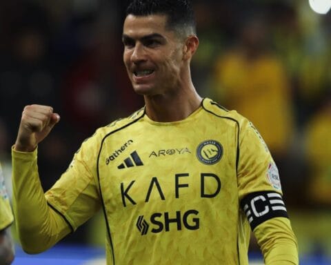 تعليق رونالدو بعد فوز النصر على الأخدود ورسالته للجماهير