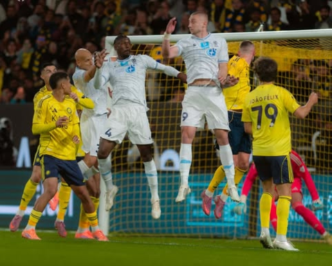 تفاصيل إصابة خالد ناري بكسور في الأضلاع والرئة أمام النصر