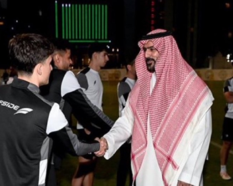 عبدالعزيز المالك يعتذر لجماهير الشباب ويعد بتصحيح المسار