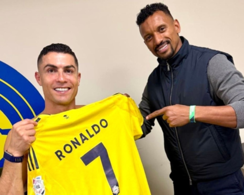 ناني يفاجئ رونالدو في الأول بارك: عناق الأساطير في الرياض