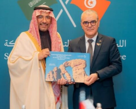 اللجنة السعودية التونسية المشتركة تبحث تعزيز التكامل الاقتصادي