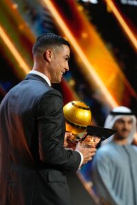 نجوم العالم يشيدون بكريستيانو رونالدو في حفل غلوب سوكر