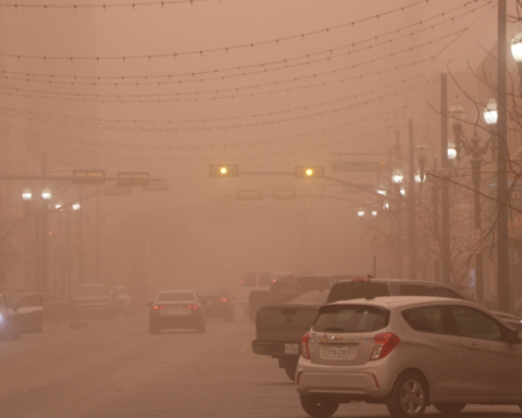 طقس السعودية اليوم: أتربة مثارة على الرياض والشرقية ومواعيد الحالة