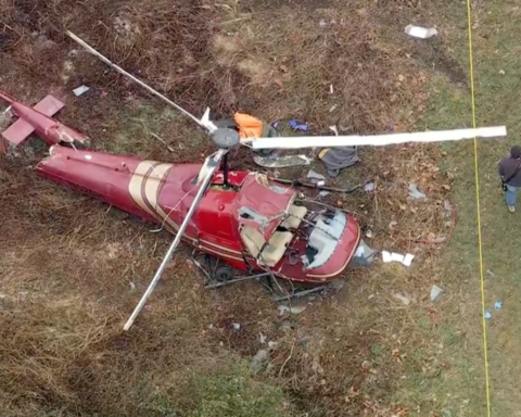 مصرع شخص في تحطم مروحيتين بولاية نيوجيرسي الأمريكية