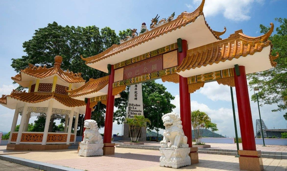 هدم نصب صيني في قناة بنما يثير أزمة دبلوماسية مع بكين