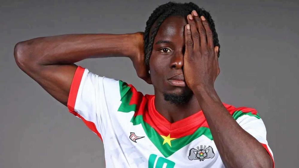 جورجي مينونغو: قصة بطل بوركينا فاسو في أمم إفريقيا 2025