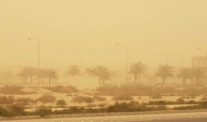 الإنذار الأحمر: عواصف ترابية تضرب الجوف والحدود الشمالية