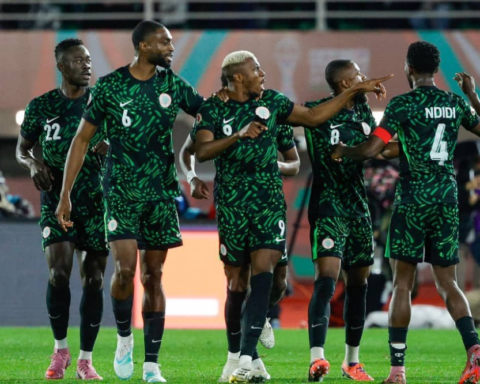 موعد مباراة نيجيريا وأوغندا في أمم أفريقيا 2025 والقنوات الناقلة