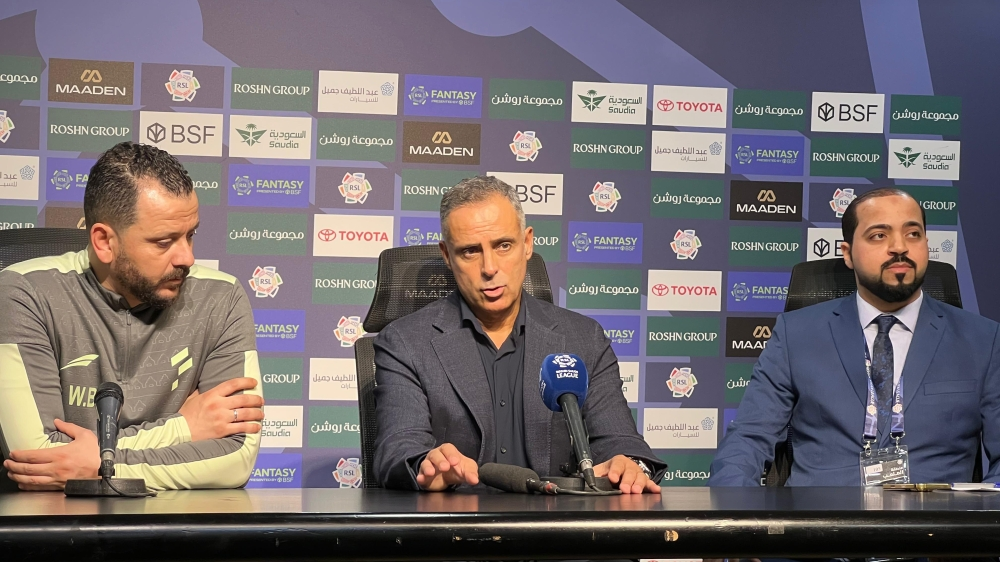 قوميز يشيد بروح الفتح وموهبة الفواز بعد الفوز على الخليج