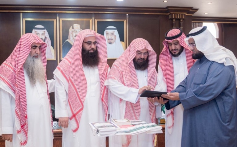 السديس يدشن مركز هداية بالمسجد النبوي لخدمة الزوار