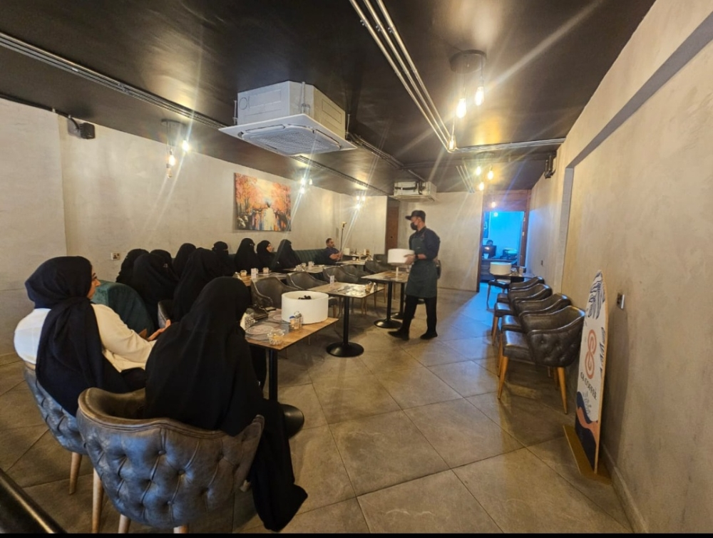 شبكة القطيف الصحية تختتم برنامج عش خفيف لتأهيل ذوي الوزن الزائد