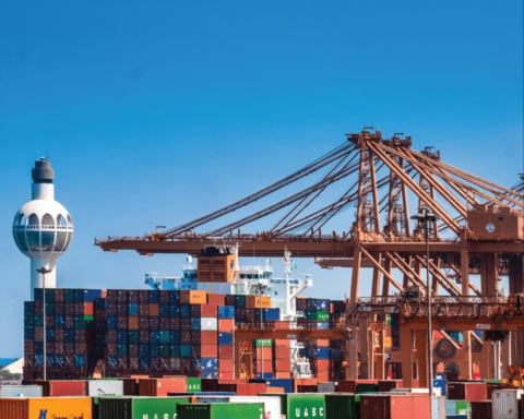 استثمار بـ 500 مليون: إنشاء خزانات بتروكيماويات بميناء الجبيل