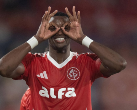 رسمياً.. ريكاردو ماتياس ينتقل للأهلي السعودي بـ 10 ملايين يورو