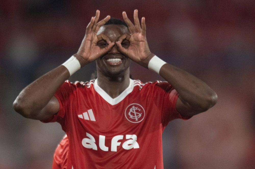 رسمياً.. ريكاردو ماتياس ينتقل للأهلي السعودي بـ 10 ملايين يورو