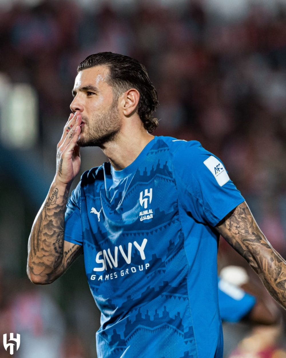 ثيو هيرنانديز مهدد بالغياب عن مباراة الهلال وضمك