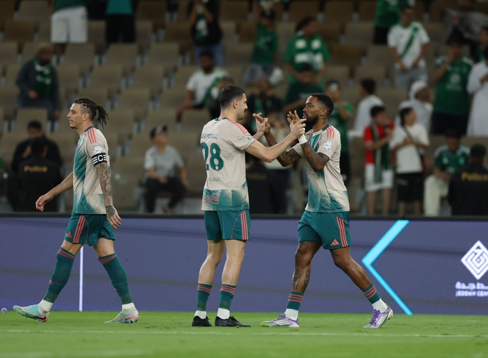 الأهلي يستعيد إنزو ويفقد إيبانيز أمام النصر في الكلاسيكو