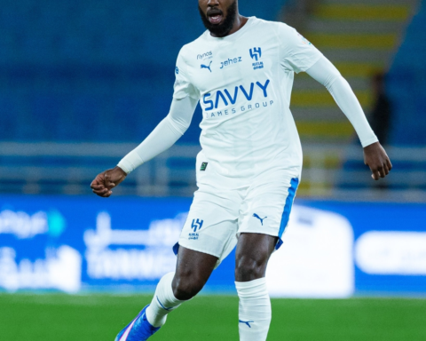 إصابة حسان تمبكتي في مباراة الهلال والخلود.. التفاصيل الكاملة