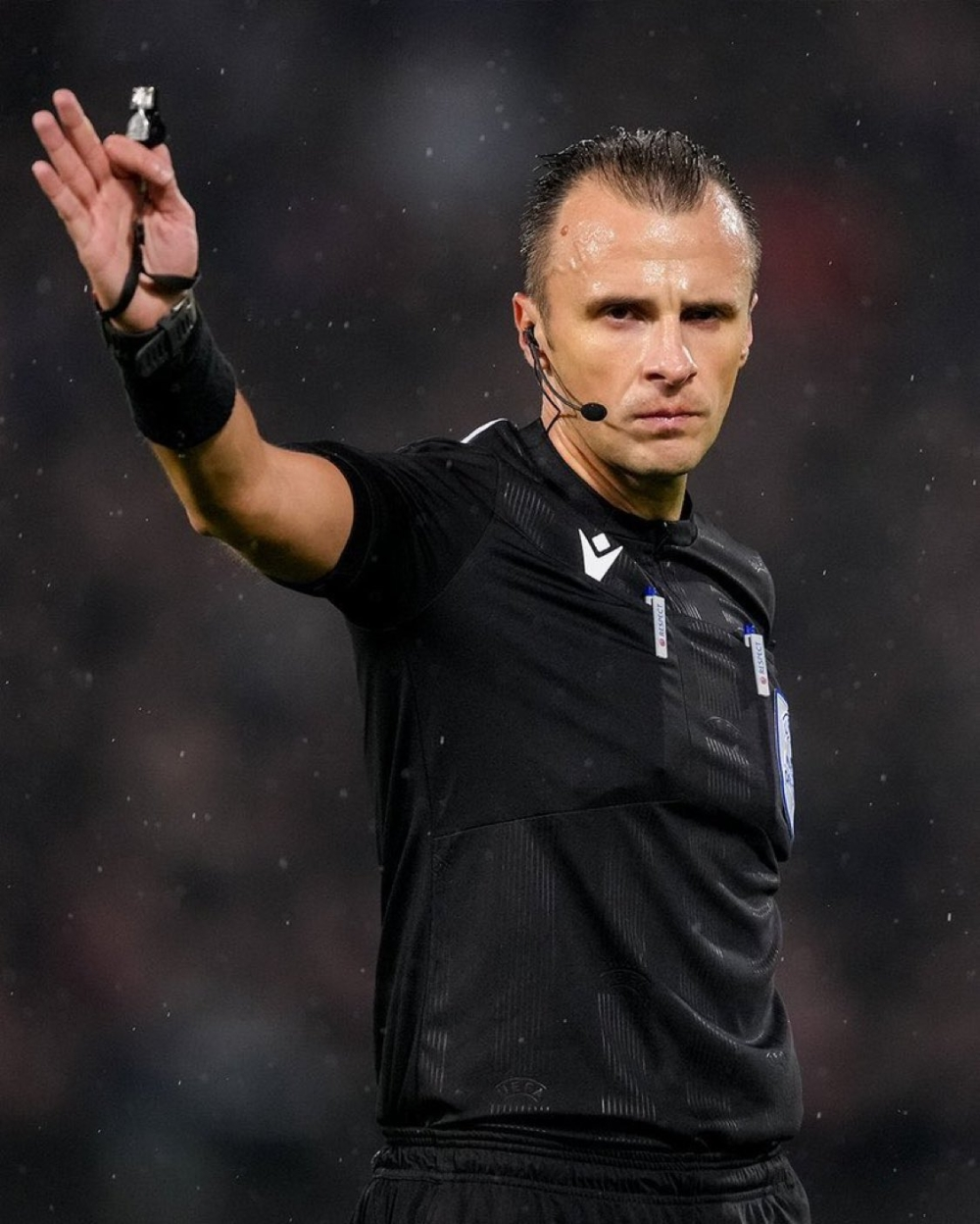 حكم مباراة الأهلي والنصر: البوسني عرفان بيليتو يدير قمة روشن