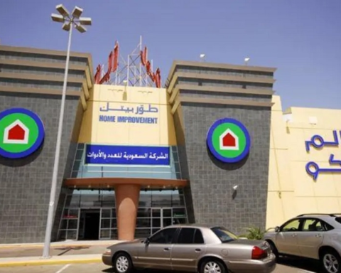 ساكو تغلق معرض الامتياز في تبوك: الموعد والأثر المالي