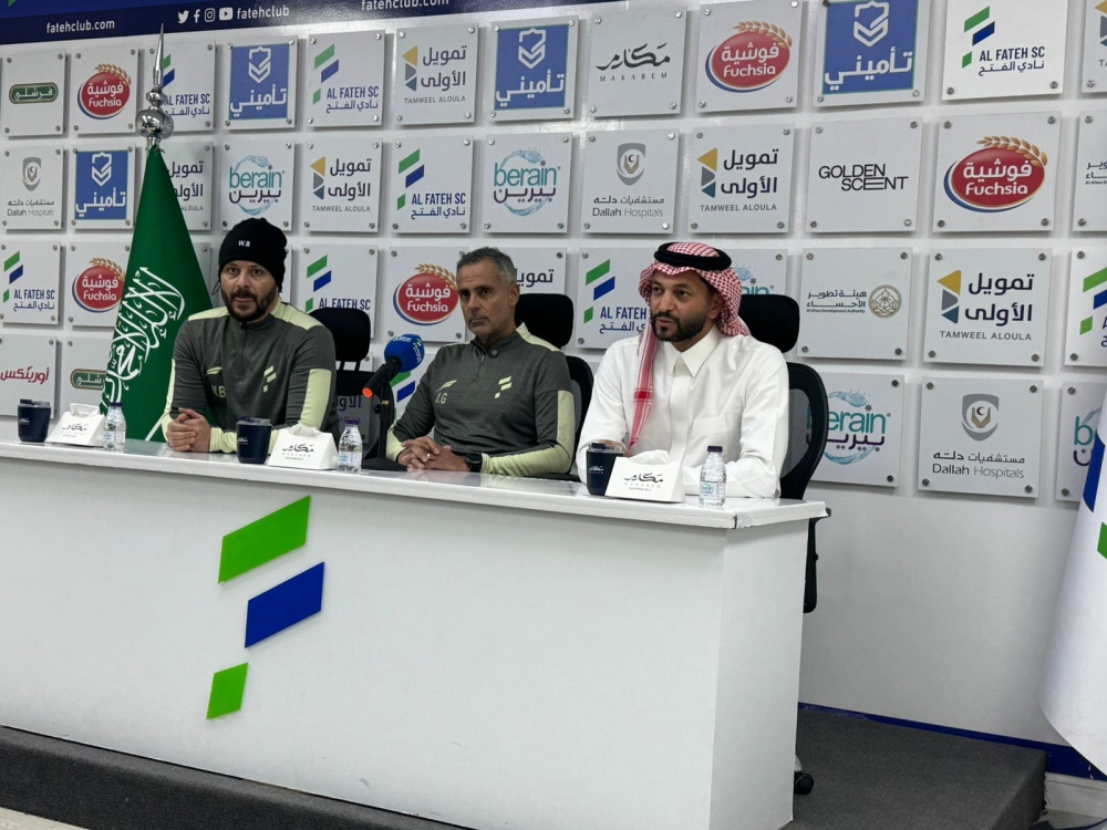 قوميز: مواجهة الشباب صعبة وألغواسيل مدرب كبير وتكتيكي