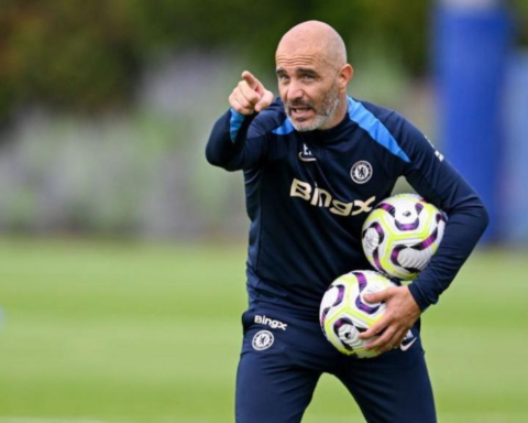 تشيلسي يقيل إنزو ماريسكا رسمياً: الأسباب والبدلاء المحتملين