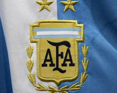 فضيحة غسيل أموال تضرب الاتحاد الأرجنتيني قبل مونديال 2026