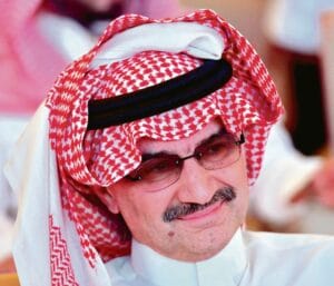 الوليد بن طلال يبشر جماهير الهلال بصفقة مهاجم عالمي