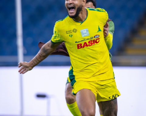 ملخص وأهداف مباراة النجمة والخليج في دوري روشن السعودي 2-2