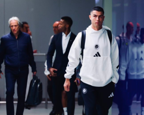 رسالة رونالدو للاعبي النصر بعد ثنائية إيفان توني في الكلاسيكو